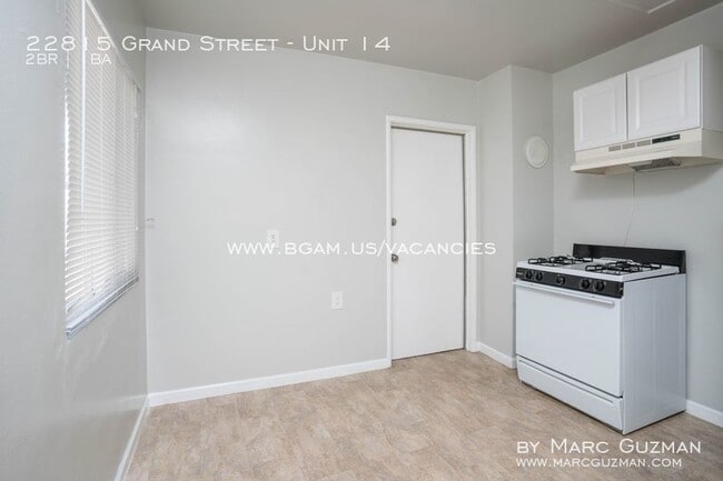 Building Photo - 22815 Grand St