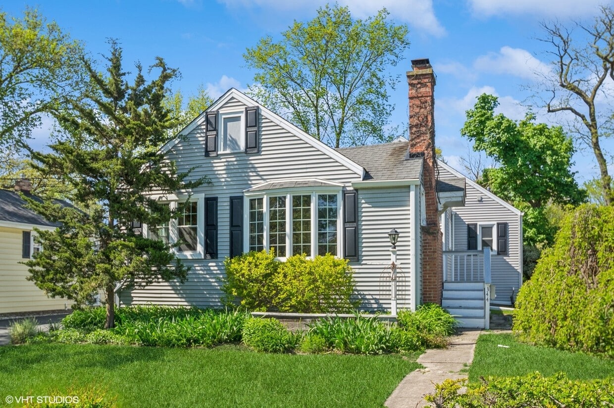 Foto principal - 344 W Maple St