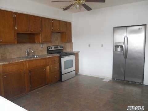 Building Photo - 4222 Merrick Rd