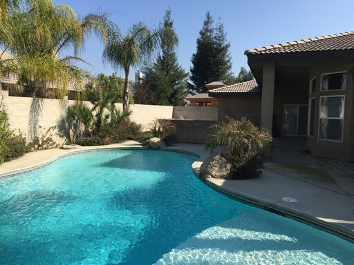 Building Photo - 15438 Lila Rose Ct
