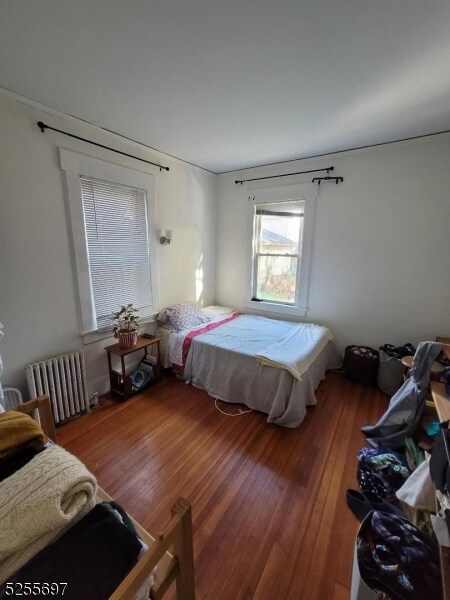 Building Photo - 421 Valley Rd