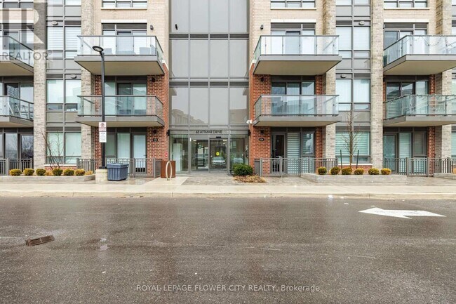 Building Photo - 65 Attmar Dr