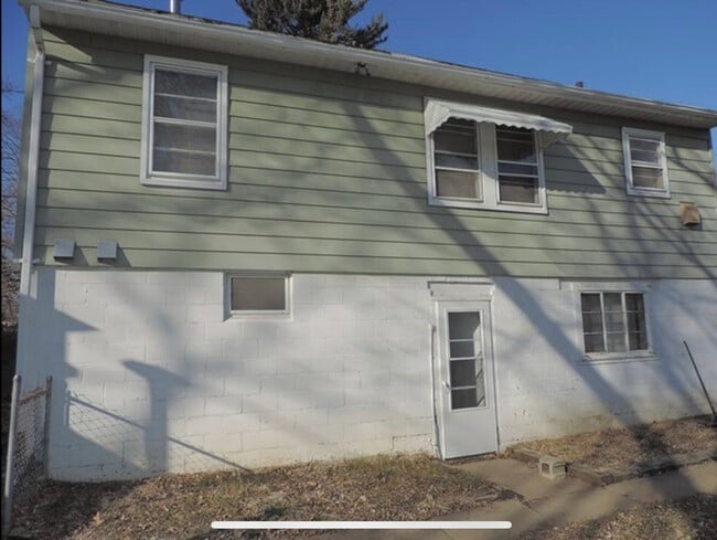 Building Photo - 503 Melrose Ct
