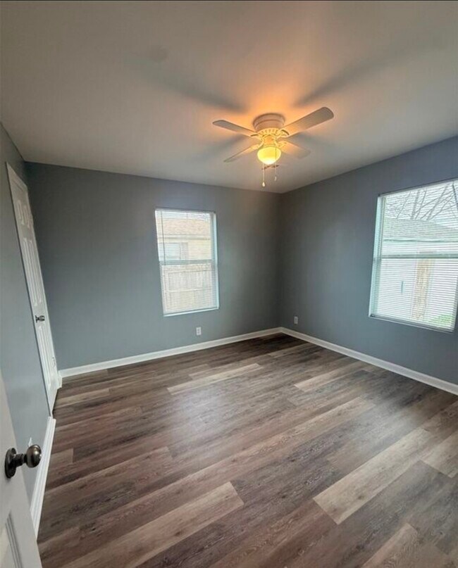 Foto del edificio - 5318 W 12th St