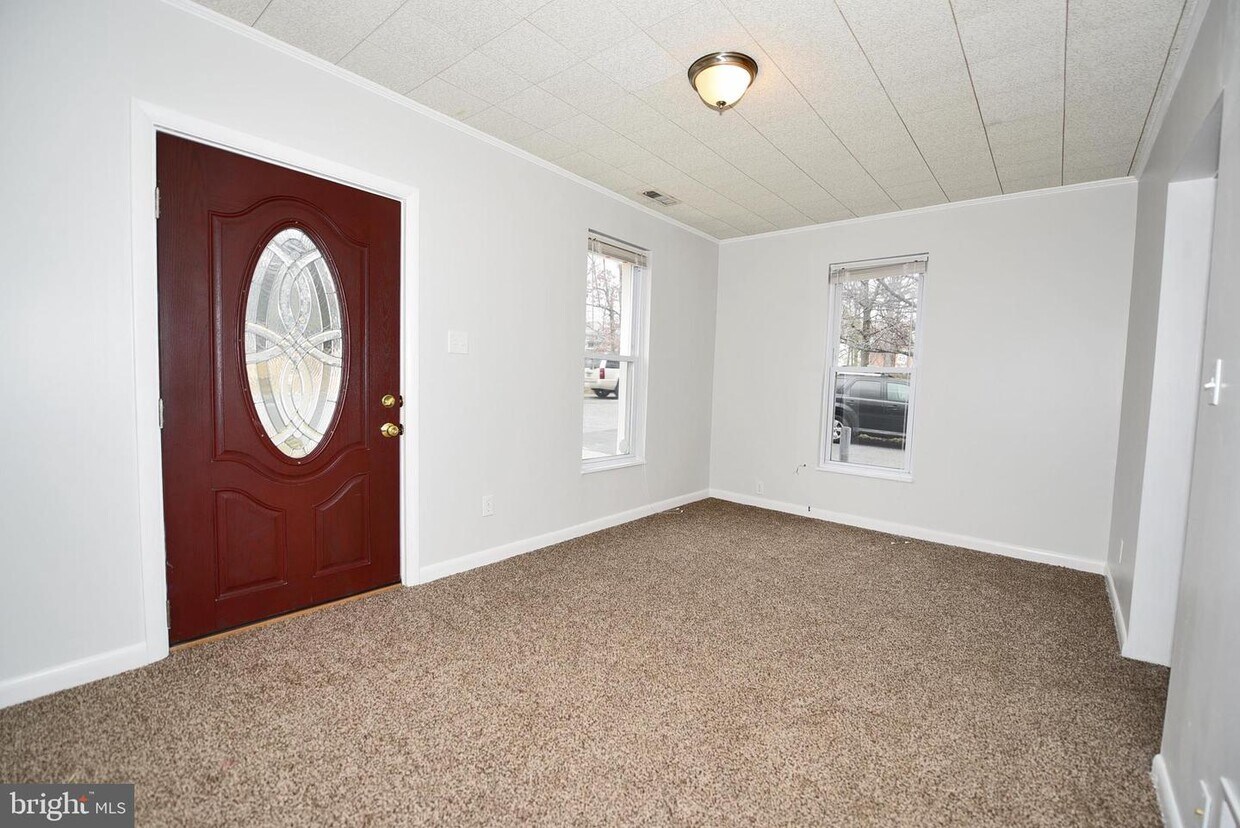 Foto principal - 9731 Philadelphia Rd