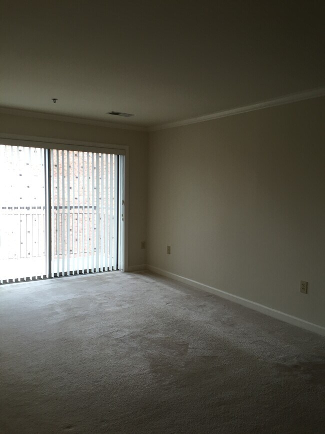 Foto del edificio - 1160 N Quincy St