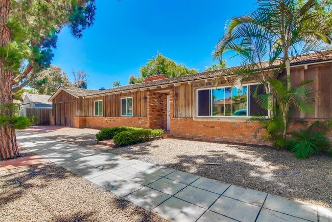 Building Photo - 816 Margarita Ave