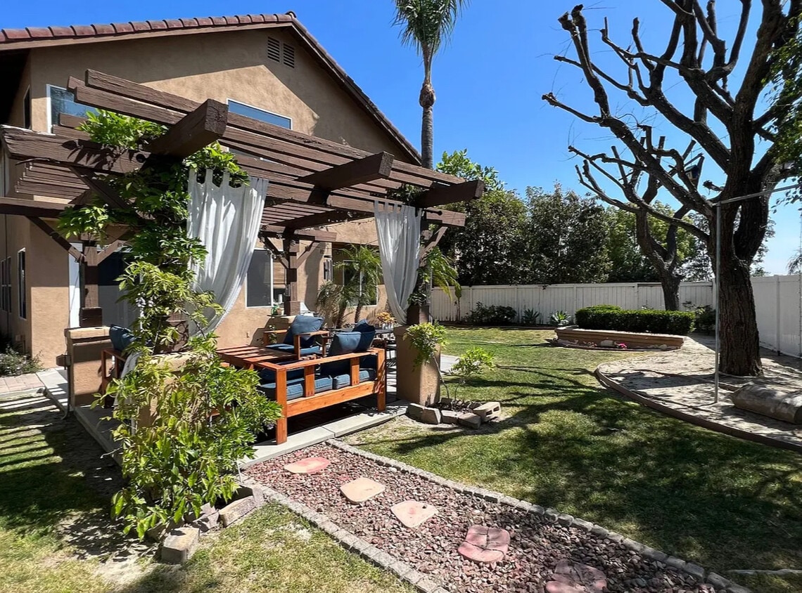 Foto del edificio - 7 Coronado