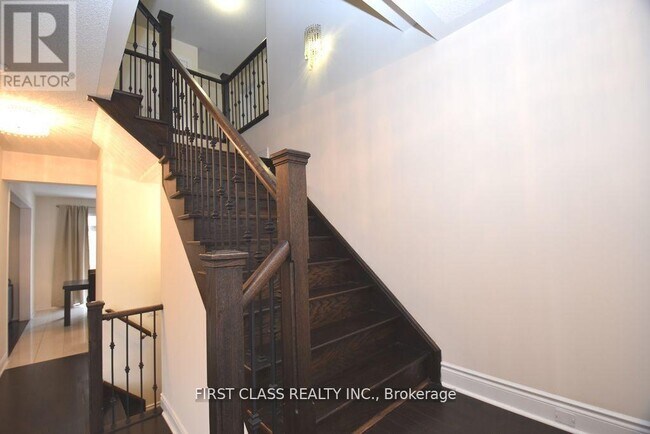 Building Photo - 1019 Wilbur Pipher Cir