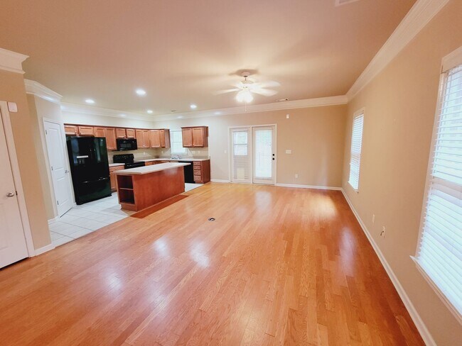 Foto del edificio - Home for Rent in Inverness Cove