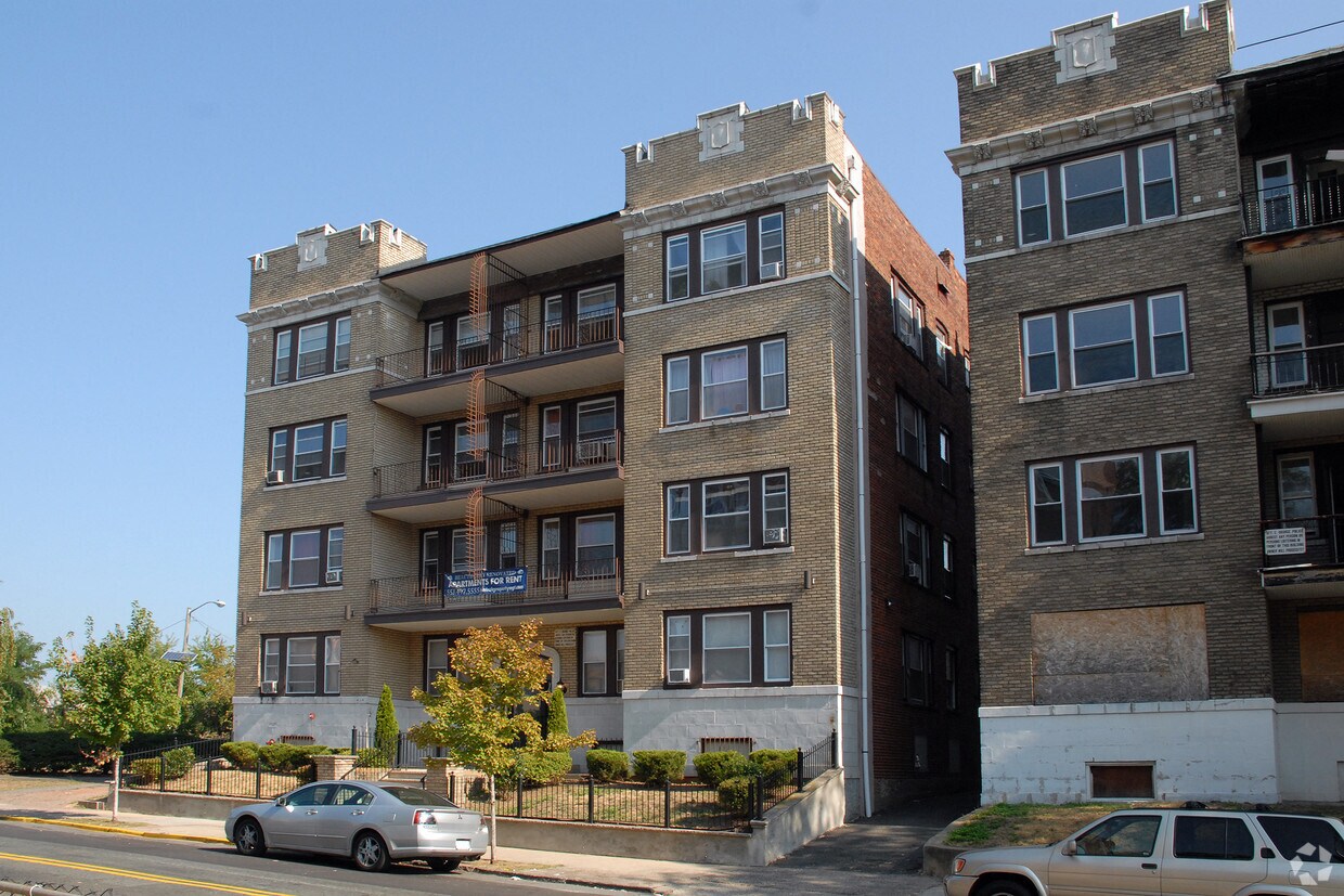 Foto del edificio - 356 William St