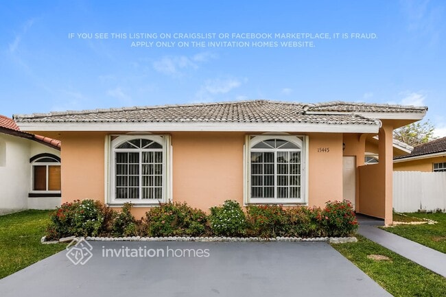 Building Photo - 15445 SW 138th Ave