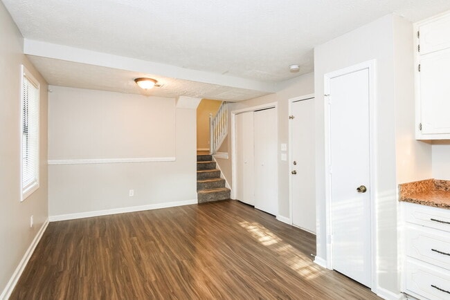 Building Photo - 5376 Whitney Ct