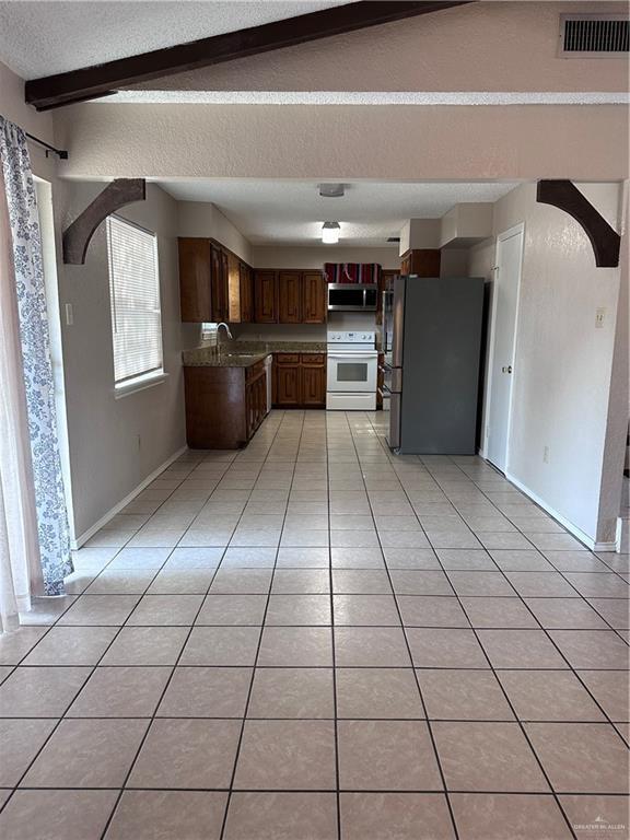 Foto del edificio - 5904 N 28th St