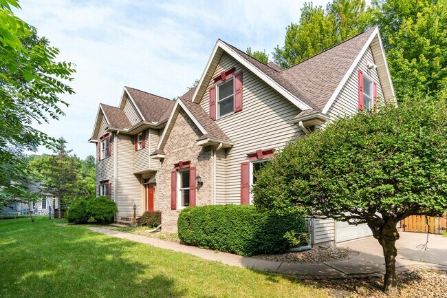 Foto del edificio - 509 Green Coulee Rd