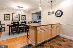 Foto del edificio - 1420 Bradford Ln