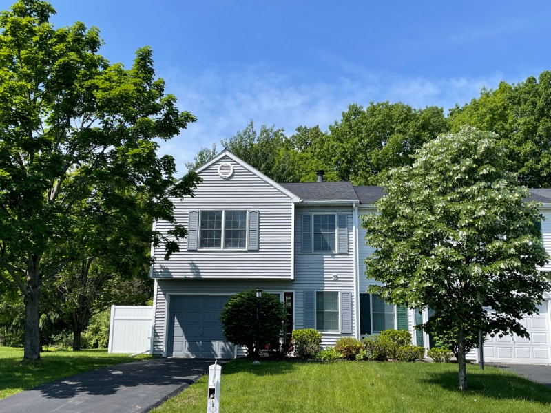 57 Bridgewood Ln, Watervliet, NY 12189 Townhome Rentals in Watervliet