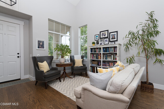Building Photo - 674 Camino Del Sol