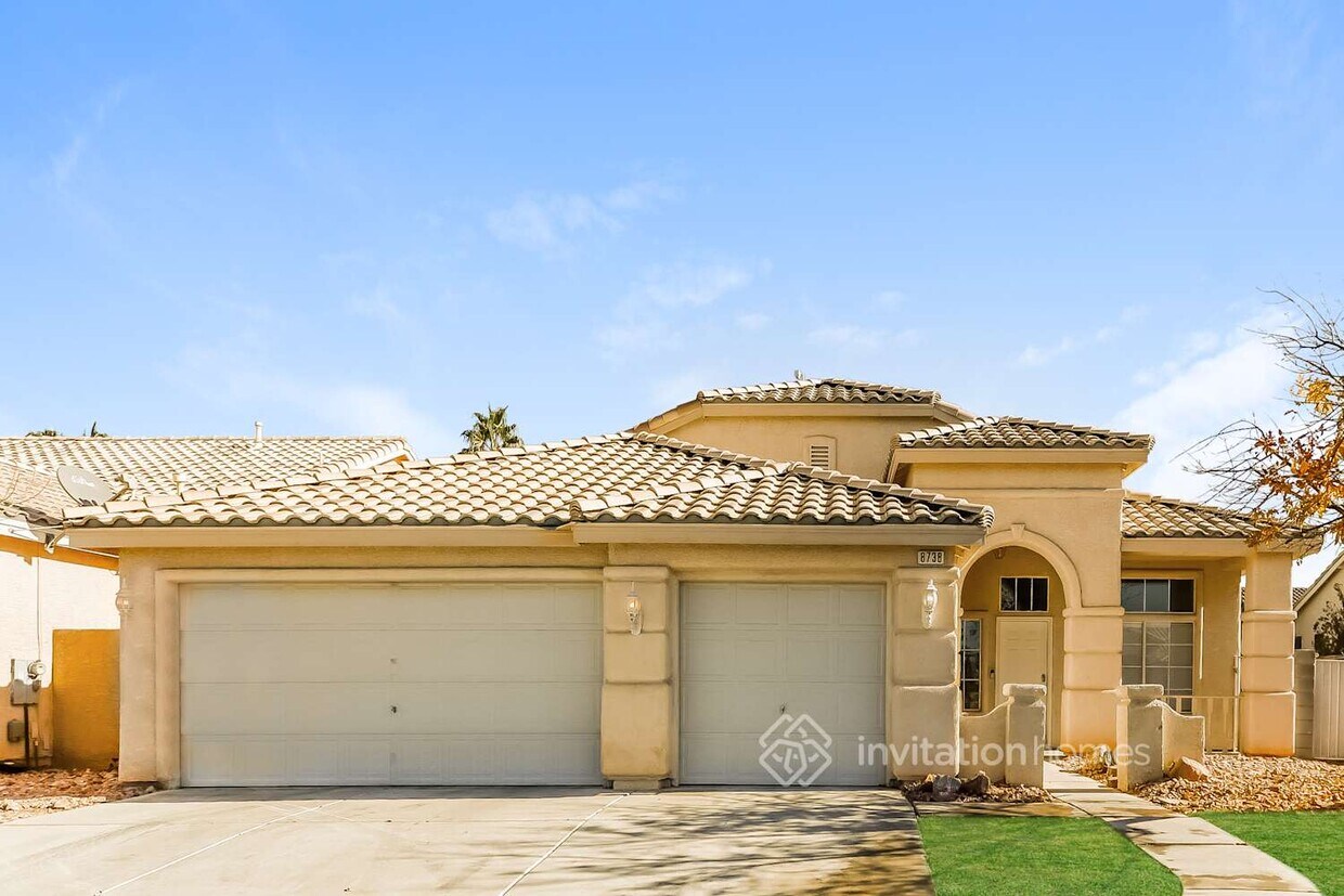 Foto principal - 8738 Running Waters Ct