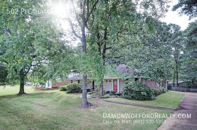 Building Photo - 502 Pelahatchie Shore