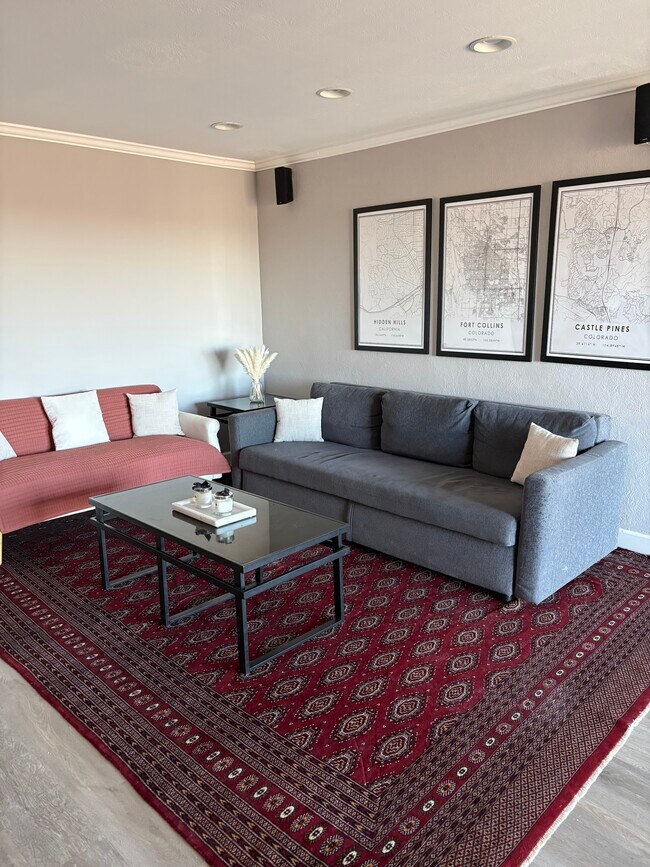 Living Room - 460 S Marion Pky