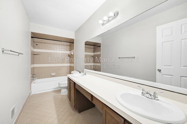 Building Photo - 21639 Rockwell St
