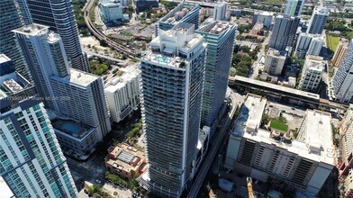 Building Photo - 1100S S Miami Ave