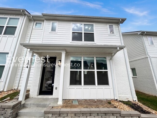 Building Photo - 304 Jeffries Wy
