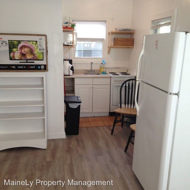 Building Photo - 2 br, 1 bath House - 20A Union Ave