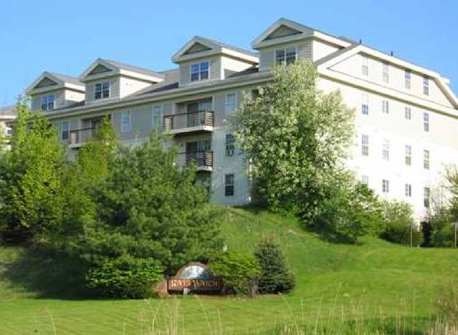 Building Photo - 233 Hildred Dr