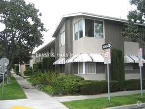 Building Photo - 100 Cerritos Ave