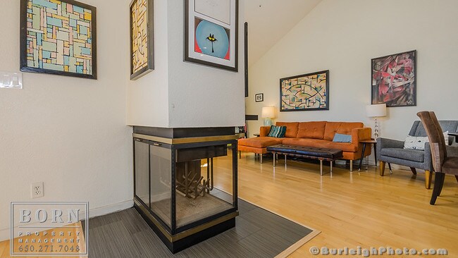 Foto del edificio - 939 Laurel St