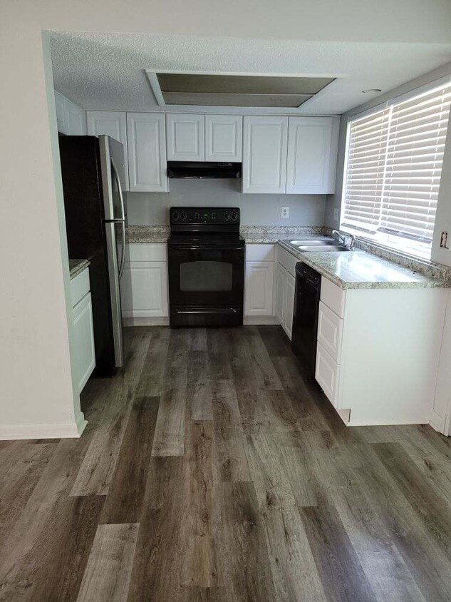 11 Seville Dr, North Little Rock, AR 72120 House Rental in North