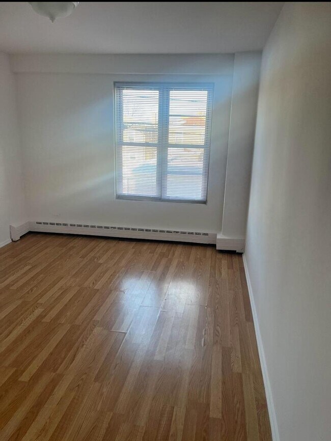 Foto del edificio - 2610 W Berwyn Ave