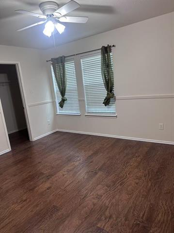Foto del edificio - 1705 Honey Creek Ln