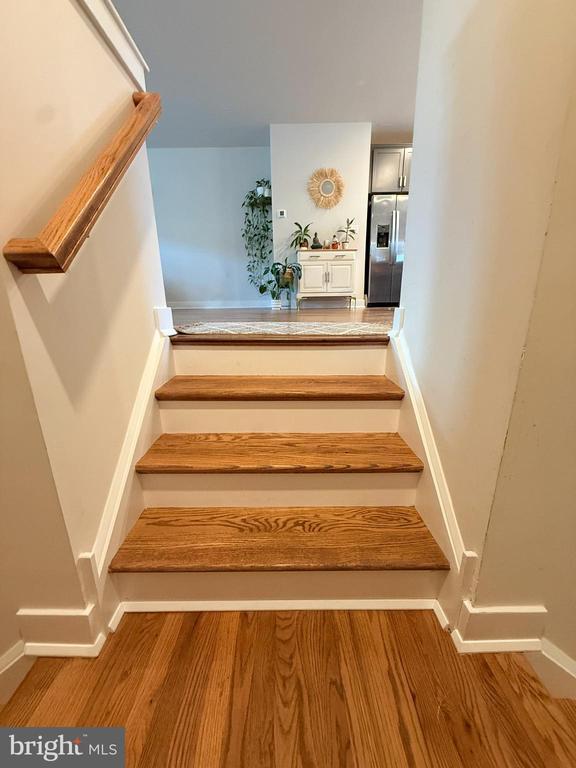 Foto del edificio - 214 Red Leaf Ln