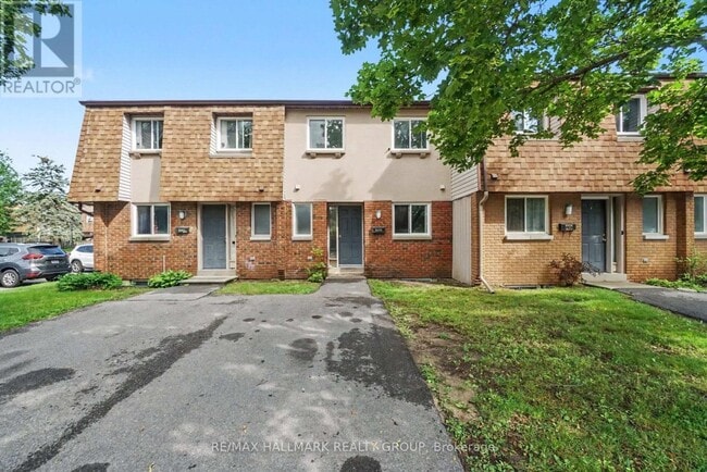 Building Photo - 3045 Olympic Way