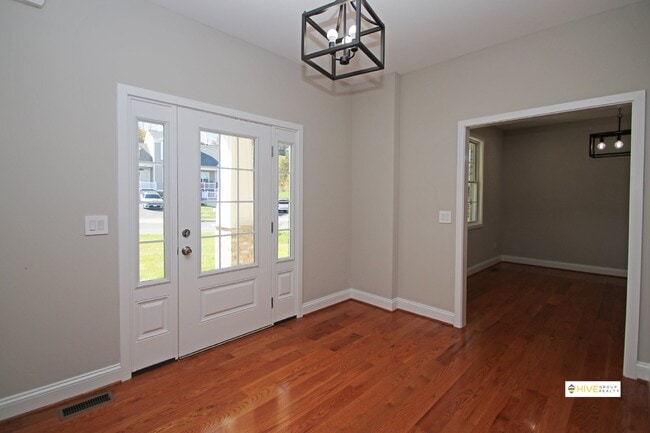 Photo - Upscale rental in Harrisonburg! Apartment