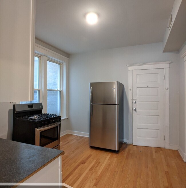 Foto del edificio - 3544 N Halsted St