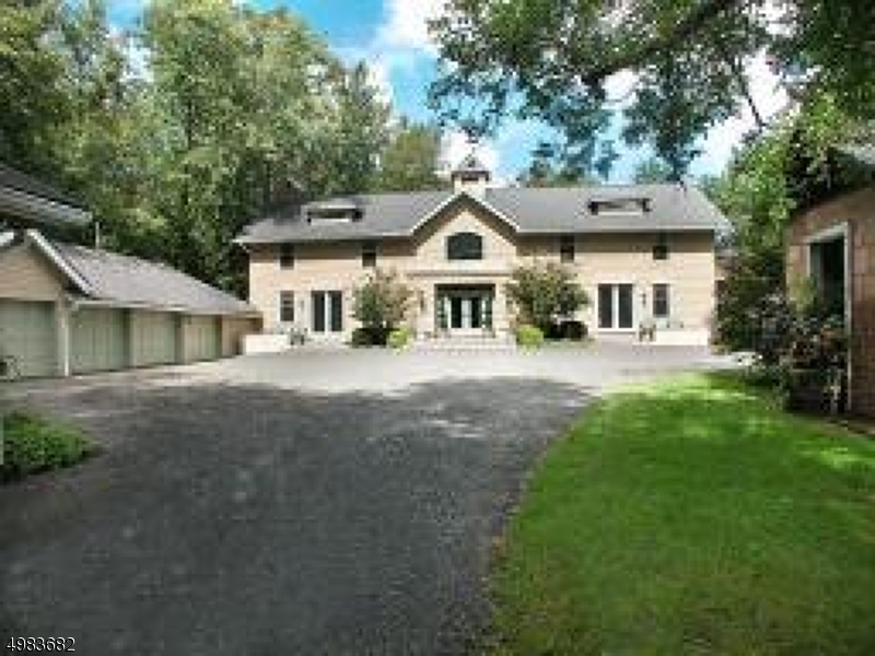 Primary Photo - 33 Dryden Rd
