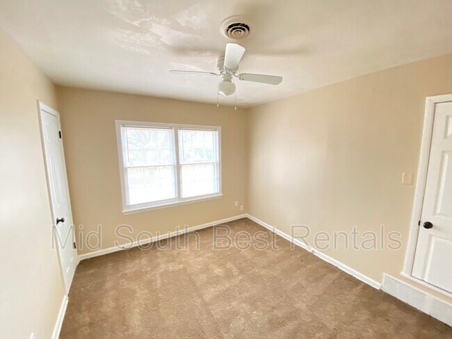 Building Photo - 5396 Lochinvar Rd