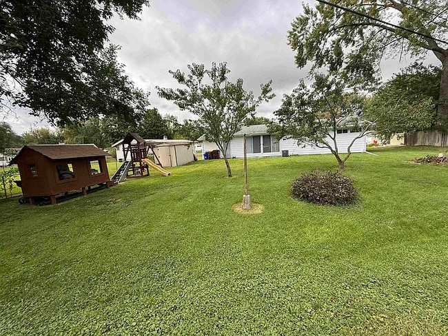 Building Photo - 1011 Foster Ct