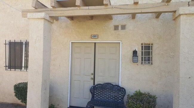 Building Photo - 43611 Stanridge Ave