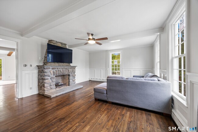 Foto del edificio - 771 Watertown Rd