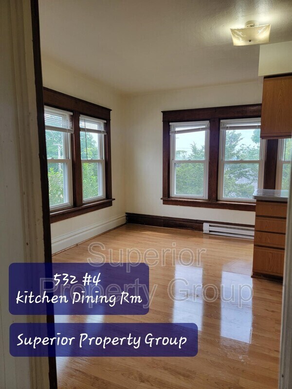 Building Photo - 532 E Cook St