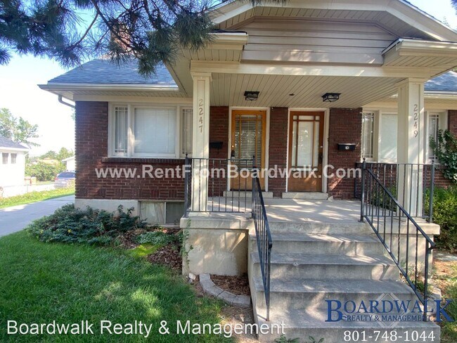 Building Photo - 3 br, 2 bath House - 2247 Lambourne Ave