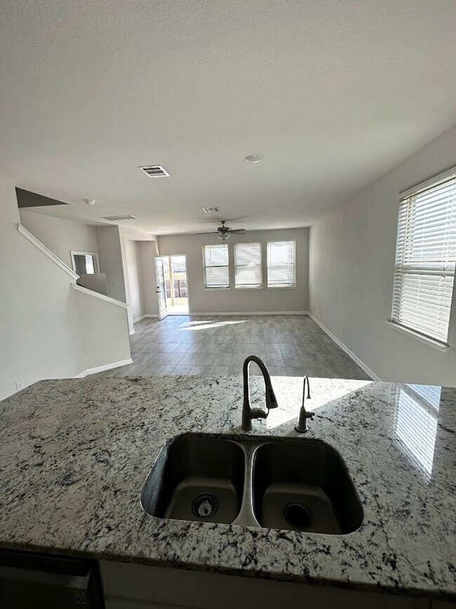 Building Photo - 4802 Drifter Oaks