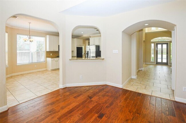 Foto del edificio - 8707 Westbrook Forest Dr