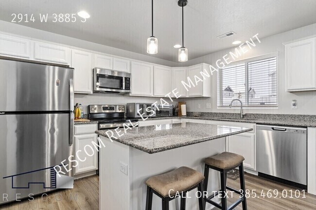 Building Photo - 2914 W 3885 S