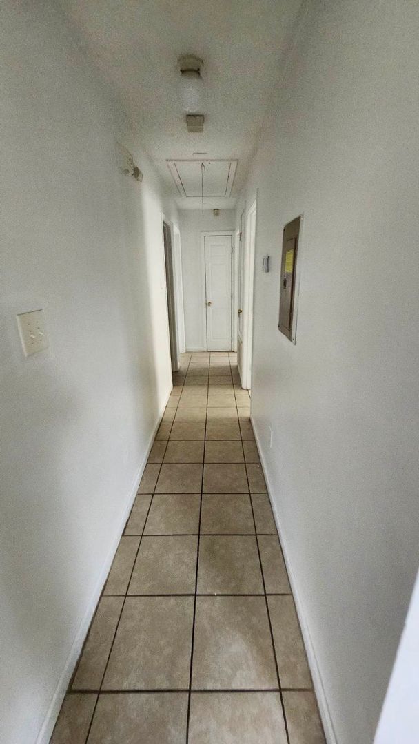 Building Photo - Gulfport 3 Bedroom